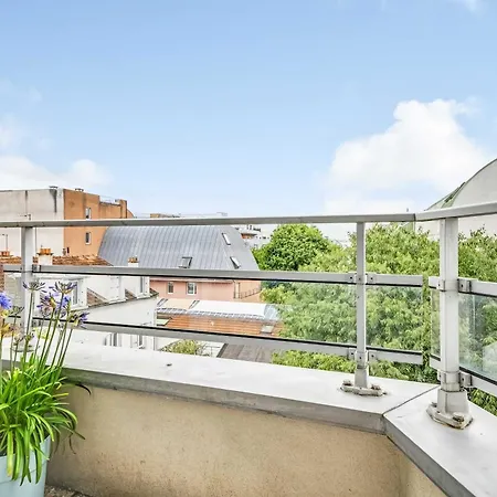Vakantiehuis Cozy 1p With Balcony - *